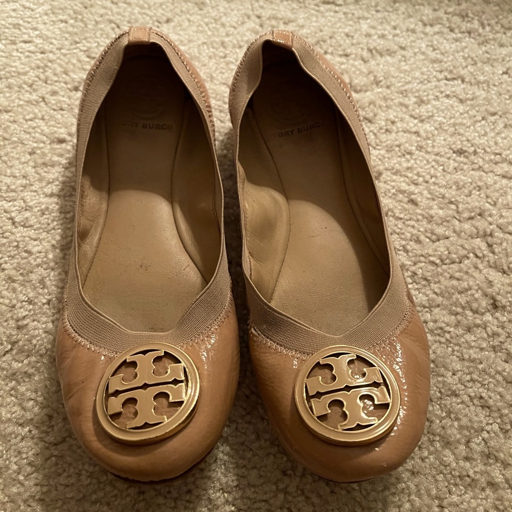Tory Burch nude flats